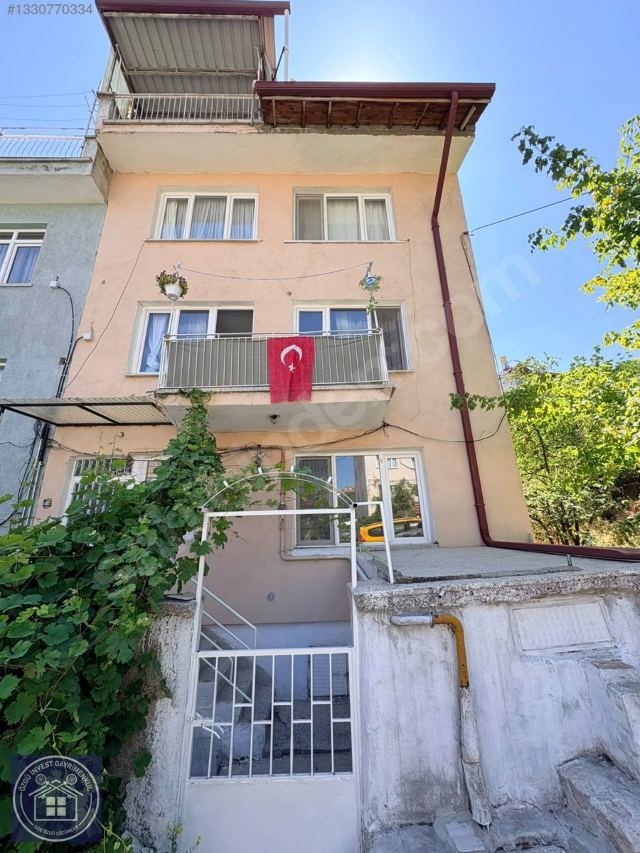 Özgü Invest'ten Merkeze Yakın 3 Katlı Satılık Müstakil Bina
