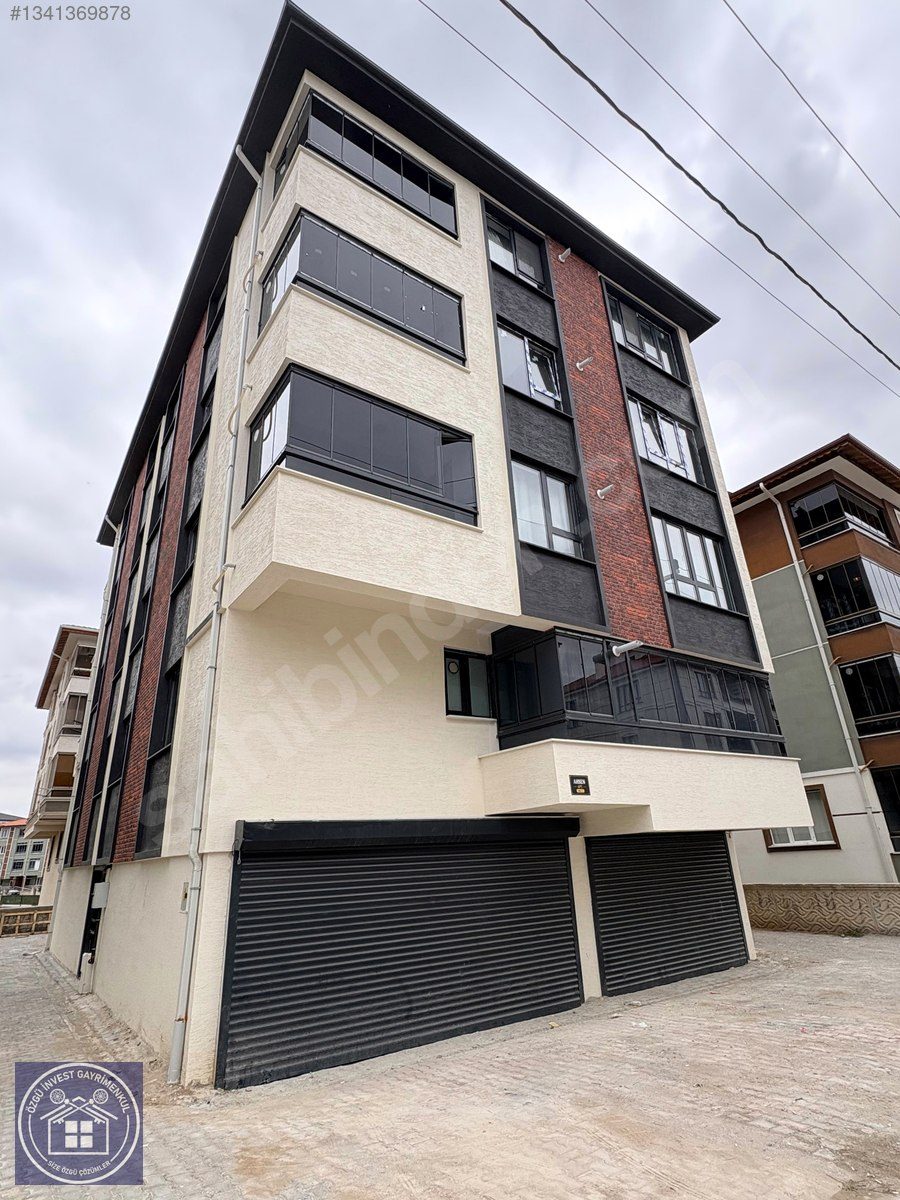 Dumlupınar Mah.de Merkezi Konumda Oturuma Hazır 2+1 Daire