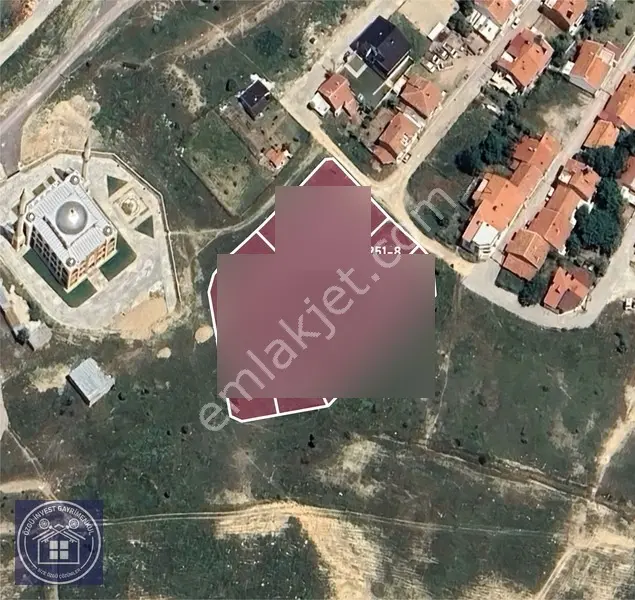 Özgü Gayrimenkul'den Okçu'da Satılık Villa İmarlı Müstakil Arsa