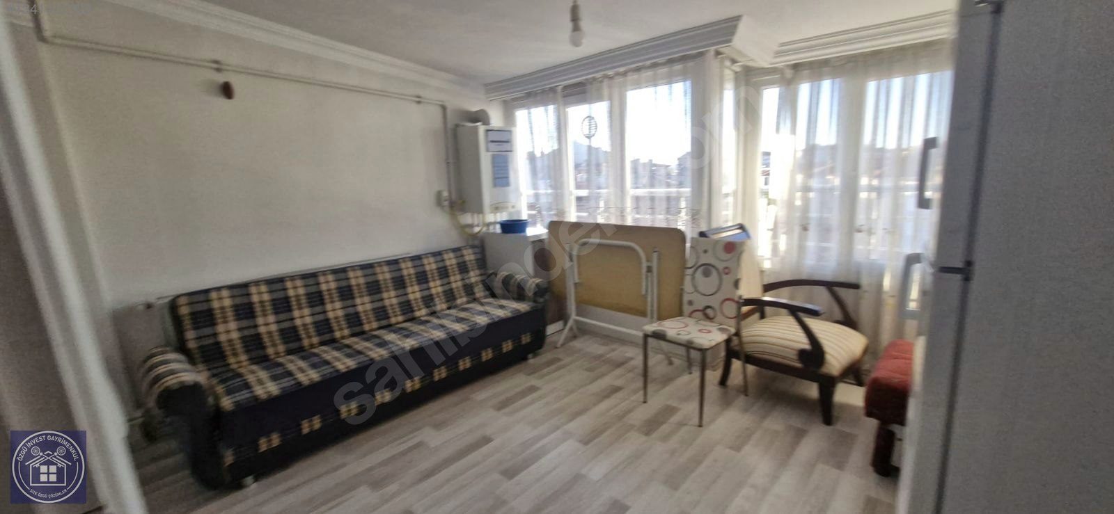 Alipaşa Mah.de 1+1 Eşyalı Kiralık Daire
