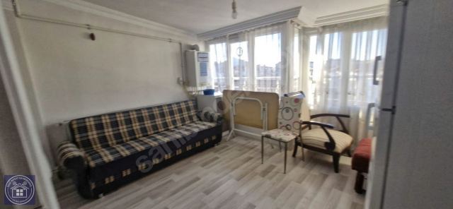 Alipaşa Mah.de 1+1 Eşyalı Kiralık Daire
