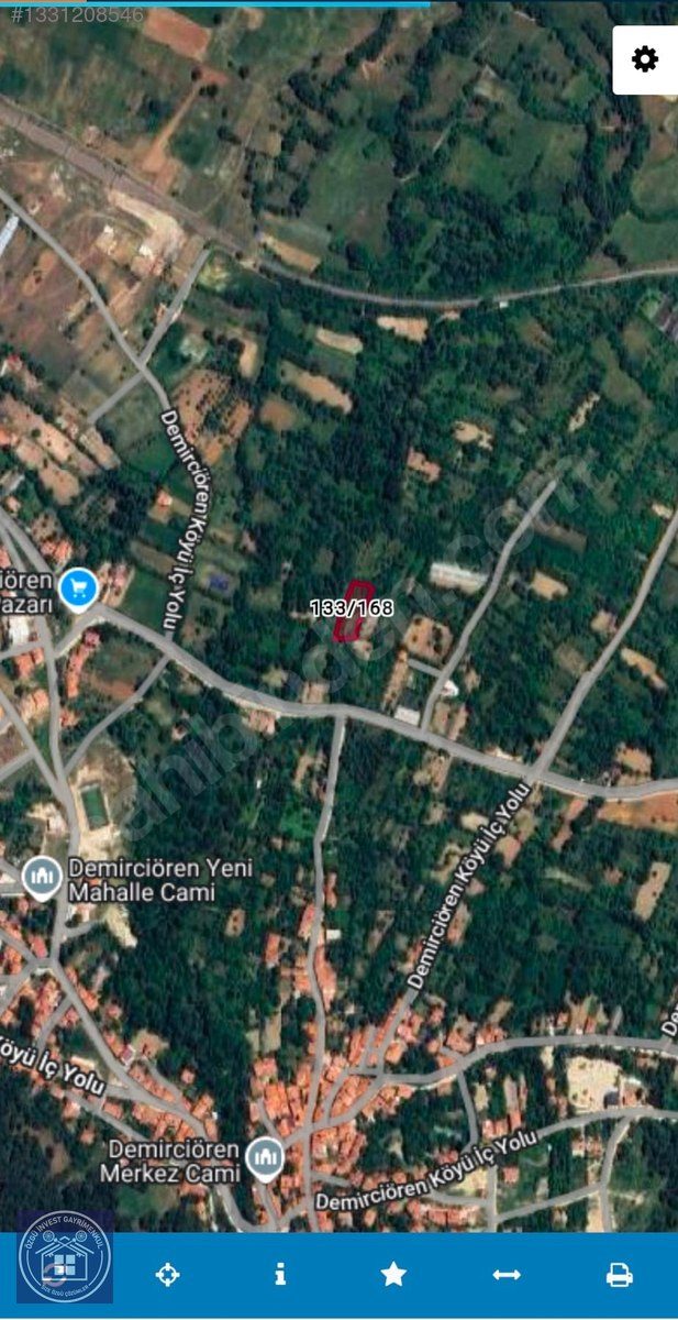 Demirciören'de Yolu Mevcut Satılık 1292 m2 Tarla