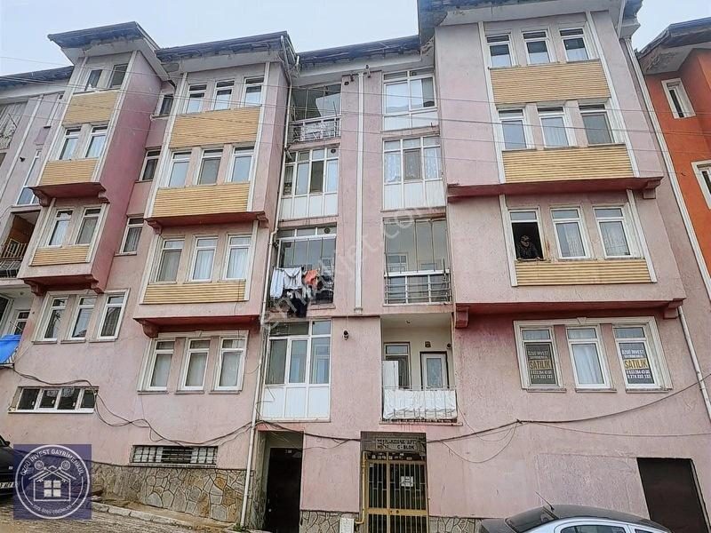 Özgü'den Adliye Arkası Satılık 2+1 Daire